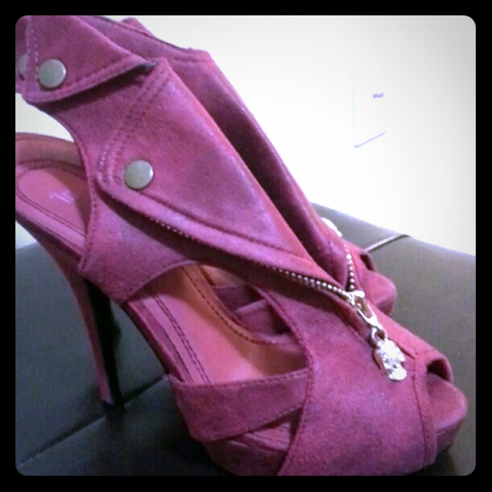 NWOT JustFab Heels